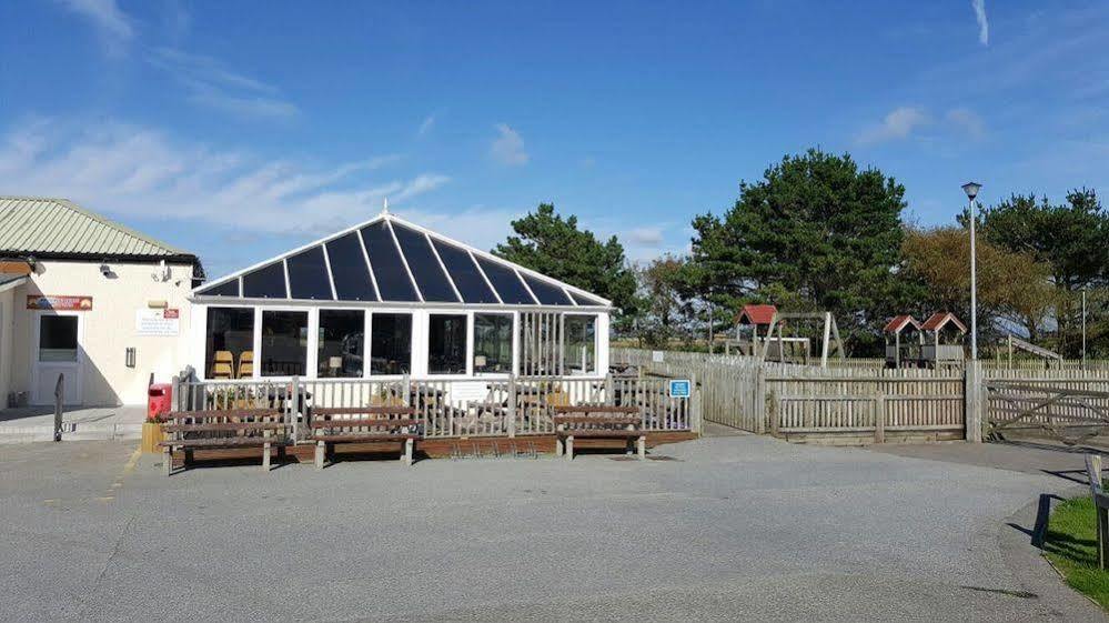 Atlantic Bays Holiday Park Padstow Exterior photo